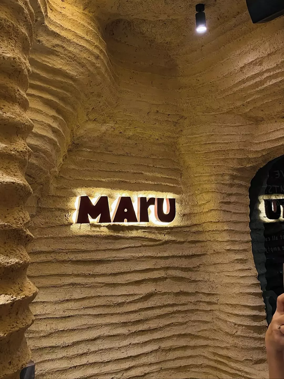 Gambar Maru Cafe 6